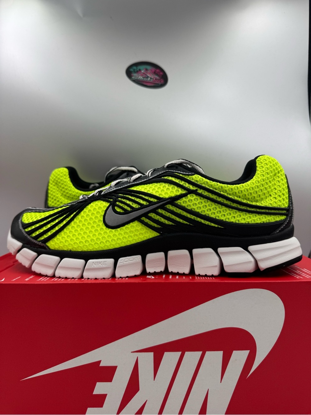 Nike Zoom Skylon 11 Volt Black BRAND NEW Size 13